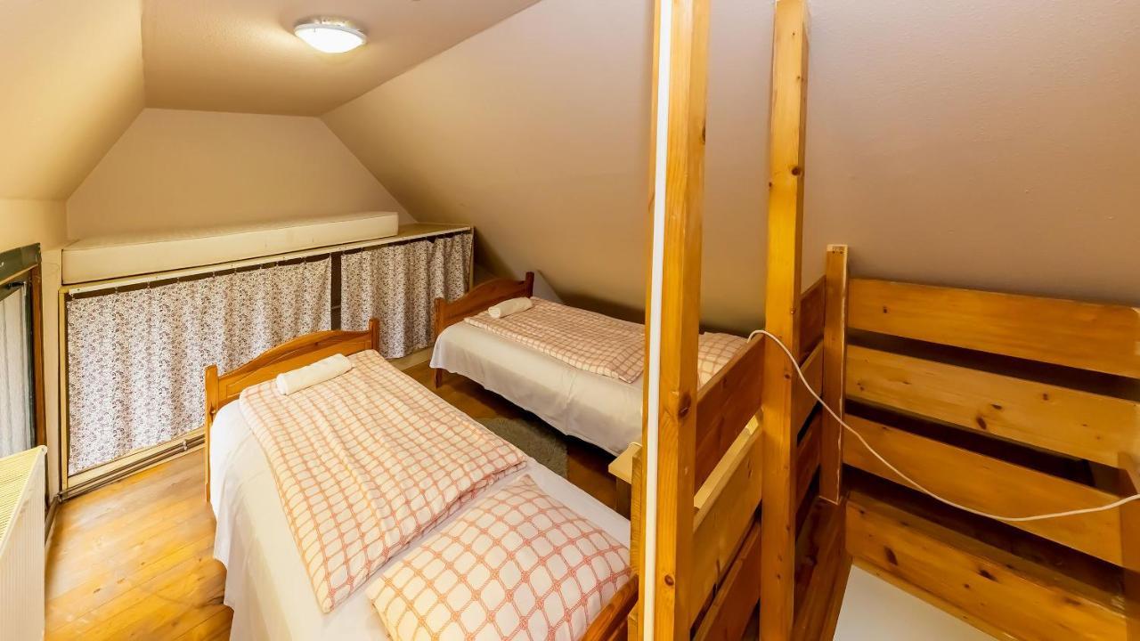 Csillagtura Panzio Bed & Breakfast Eger Luaran gambar