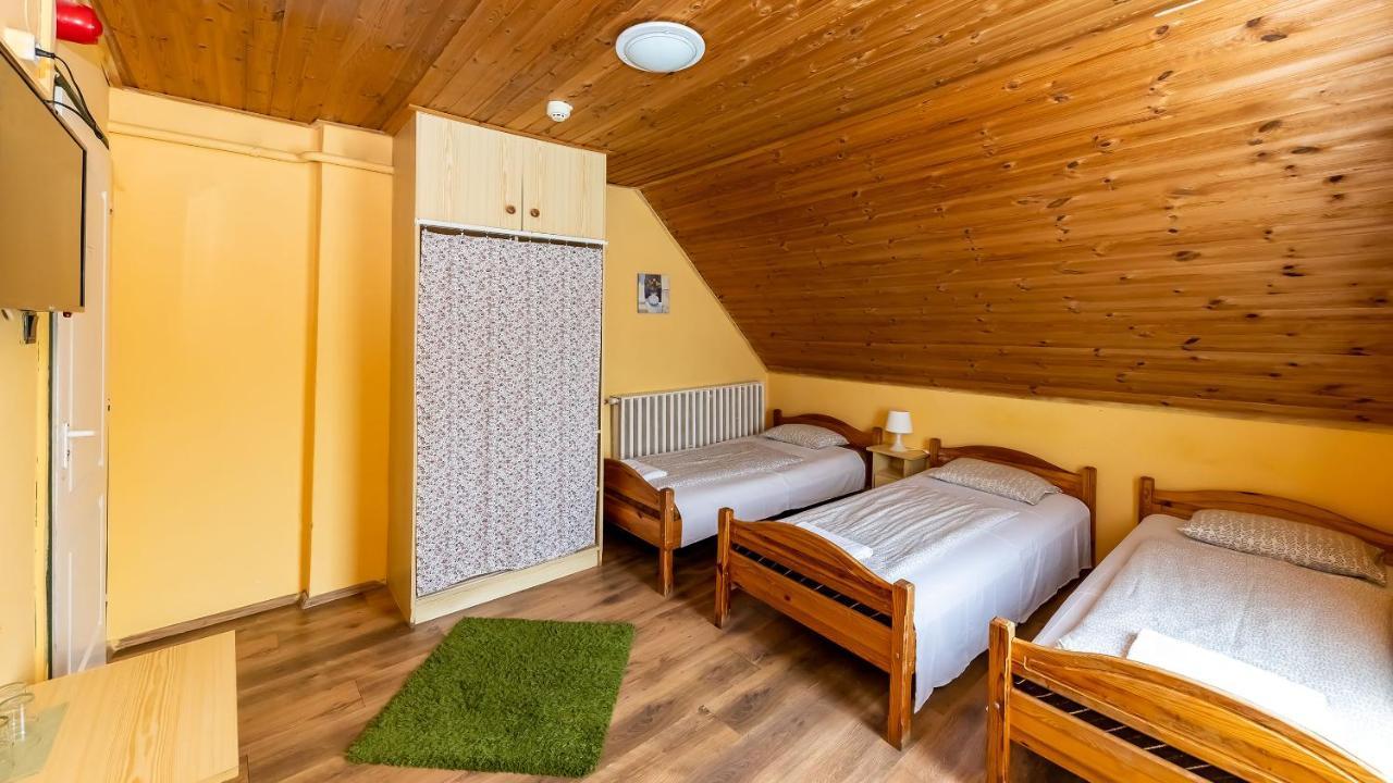 Csillagtura Panzio Bed & Breakfast Eger Luaran gambar
