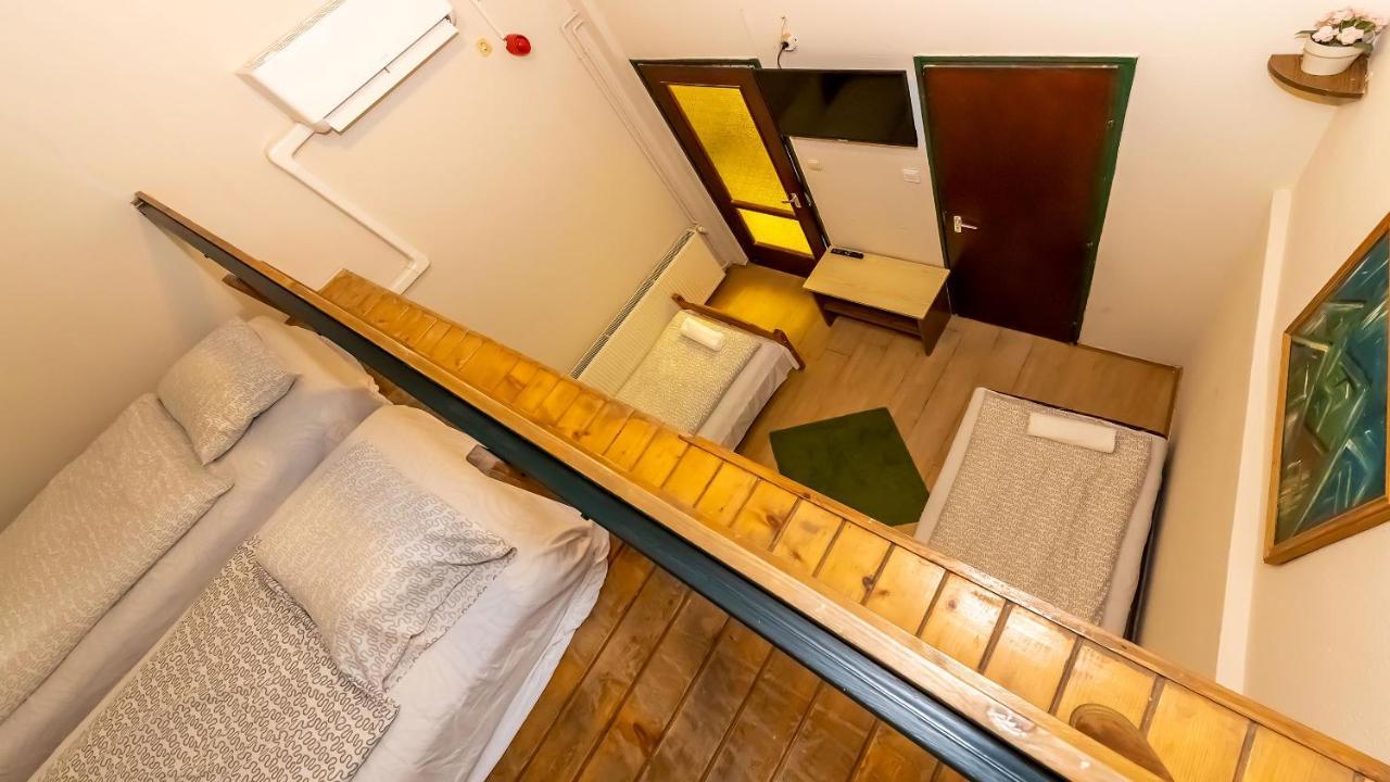 Csillagtura Panzio Bed & Breakfast Eger Luaran gambar