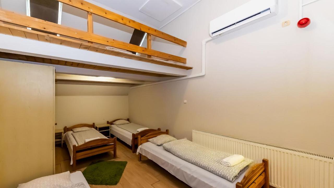 Csillagtura Panzio Bed & Breakfast Eger Luaran gambar