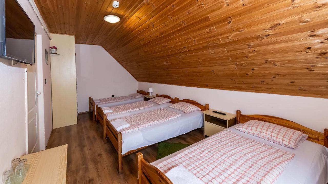 Csillagtura Panzio Bed & Breakfast Eger Luaran gambar