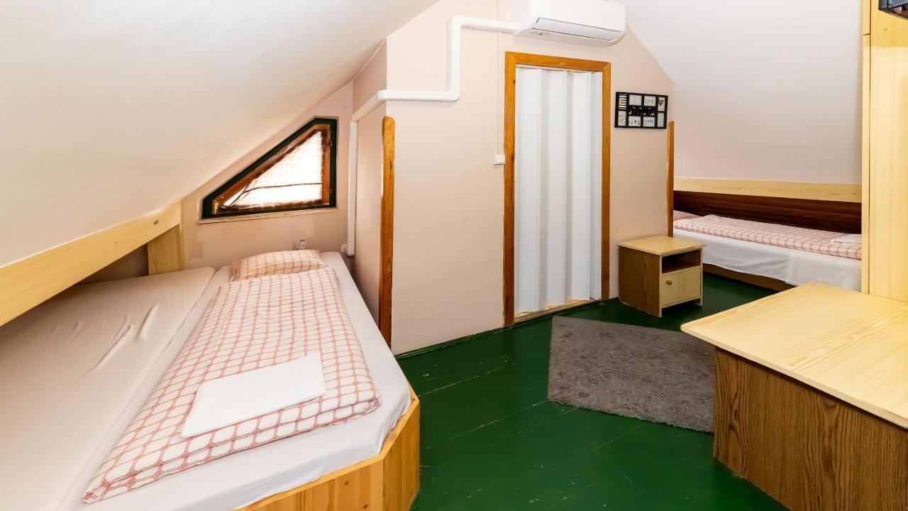 Csillagtura Panzio Bed & Breakfast Eger Luaran gambar