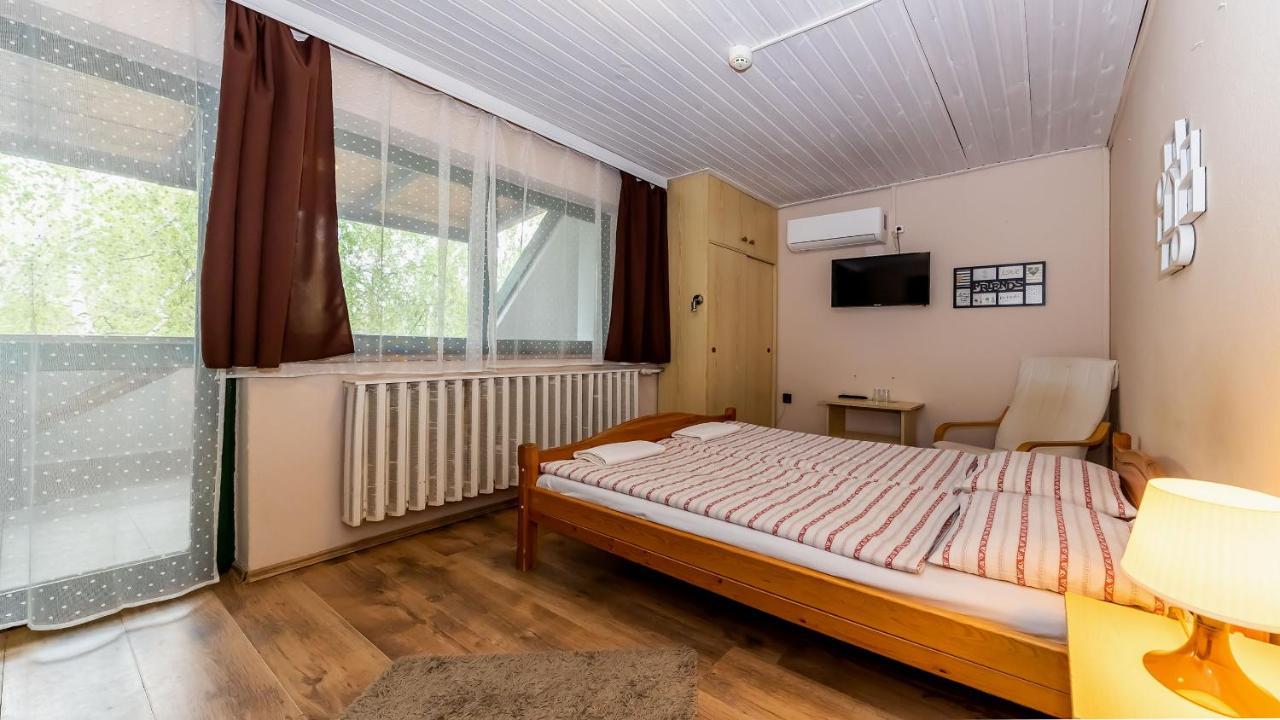 Csillagtura Panzio Bed & Breakfast Eger Luaran gambar