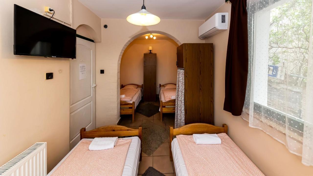 Csillagtura Panzio Bed & Breakfast Eger Luaran gambar