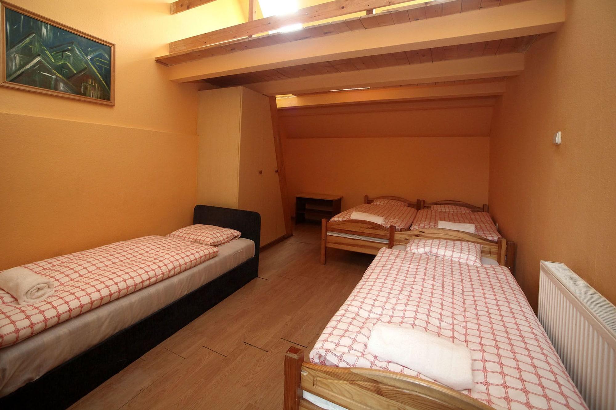 Csillagtura Panzio Bed & Breakfast Eger Luaran gambar
