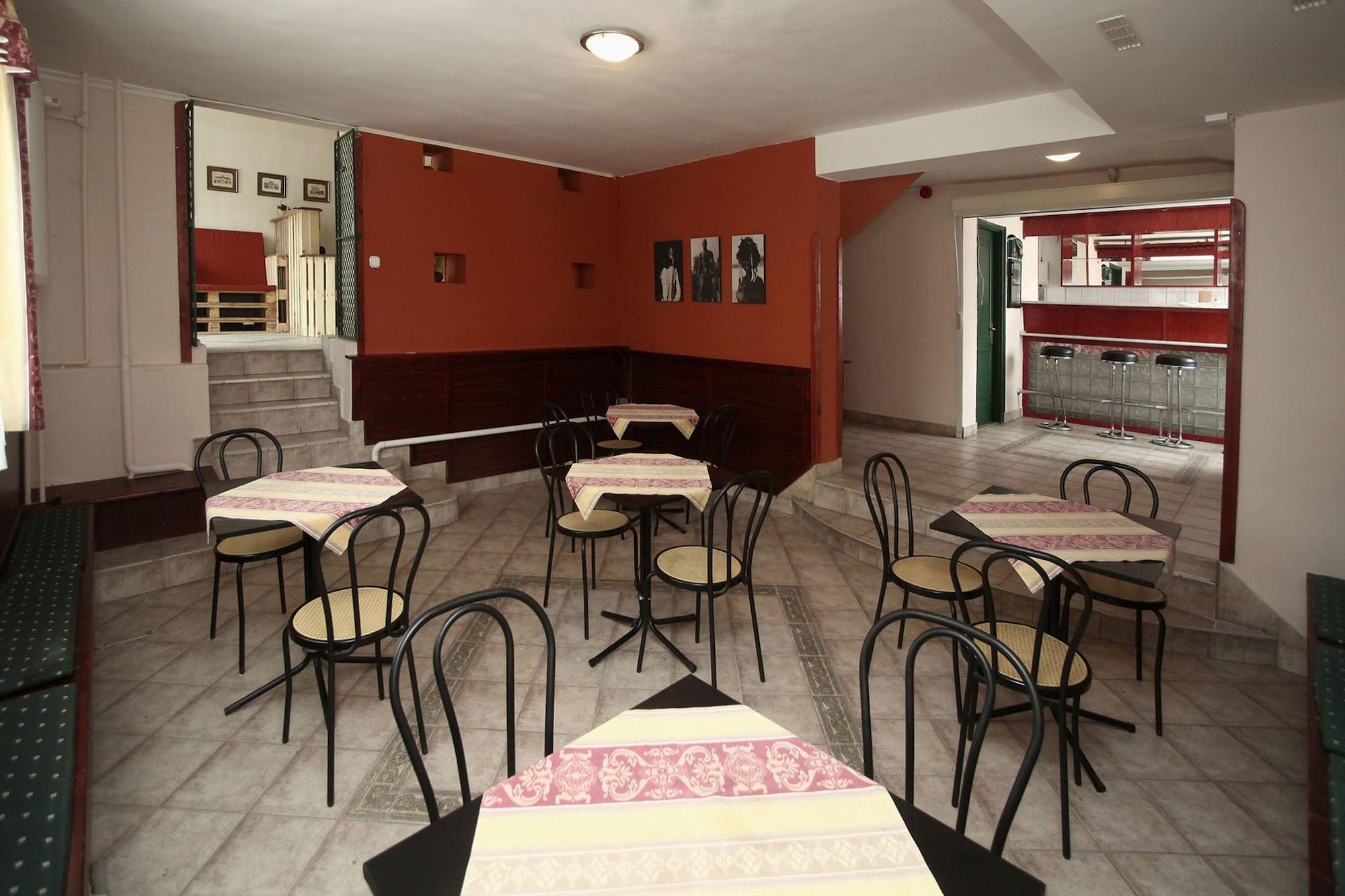Csillagtura Panzio Bed & Breakfast Eger Luaran gambar