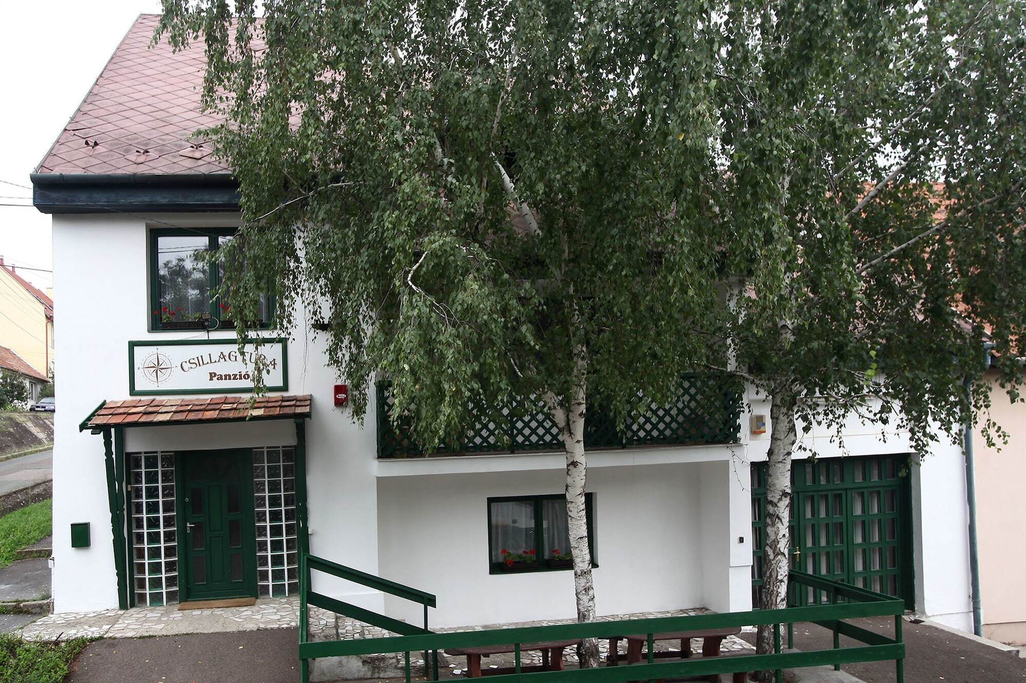 Csillagtura Panzio Bed & Breakfast Eger Luaran gambar