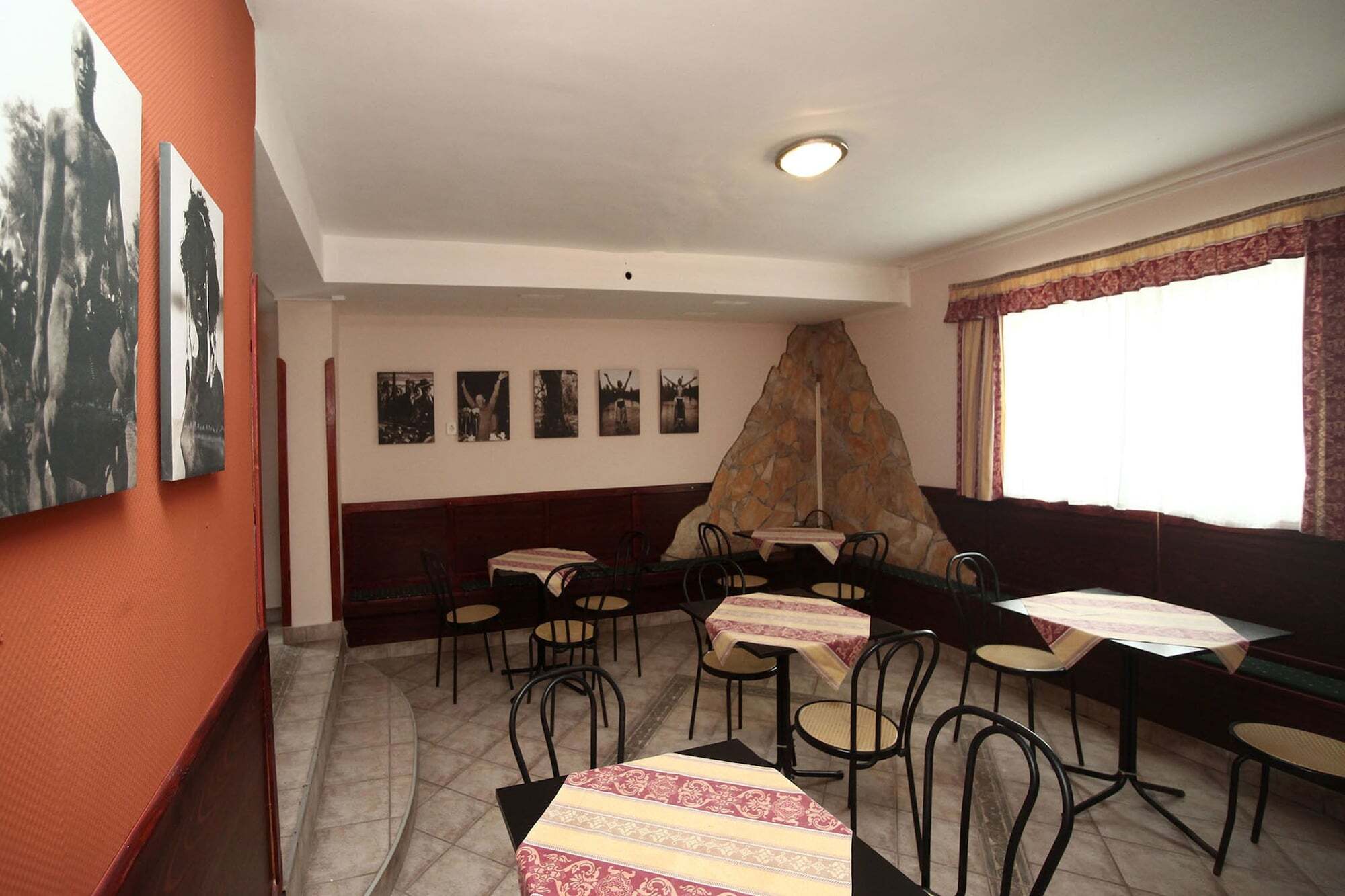 Csillagtura Panzio Bed & Breakfast Eger Luaran gambar
